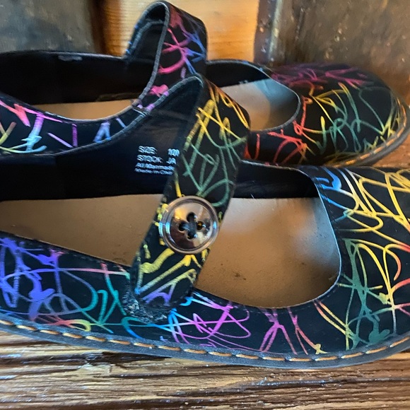 INGARO JANE NURSING SHOE IN SCRIBBLE - Picture 3 of 8